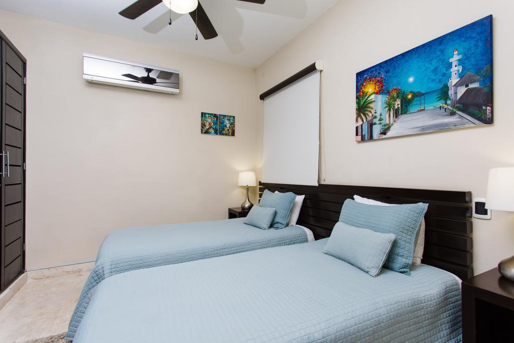 Appartamento Oceanfront El Faro Surf 302 Playa del Carmen Esterno foto
